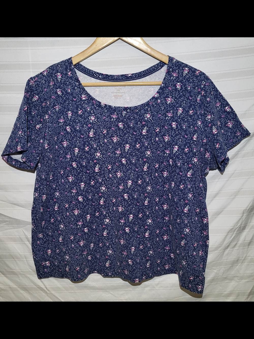 White Stag Navy Floral Short Sleeve Tee with Pink Accents - Picture 3 of 4